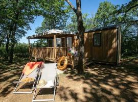 Camping 4 étoiles - Piscine - ccafc0b, Hotel in Lamothe-Fénelon