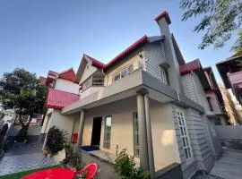 Ariana Homestay