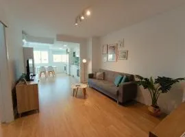 Play-Puig Beach Flat