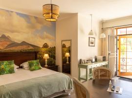 Mitre's Edge Simonsberg Studio, hotel v destinaci Klapmuts