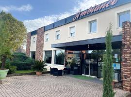 Ambiance Hotel, hotel v destinaci Limas