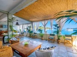 Seafront Villa Whisper of the sea