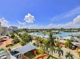 Marina Magic 2 Bed, 2 Bath Apt Stunning Views