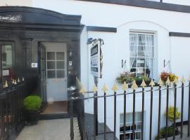 Caledonia Guest House, romantic hotel in Plymouth