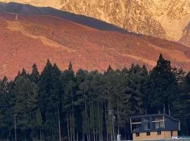 Yamaemi, Spacious luxury chalet 5br, onsen bath