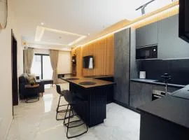 Essence 1 BDRM Luxury Apt