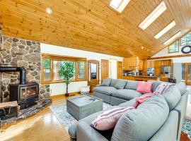 초코루아에 위치한 호텔 Walk to White Lake State Park Gem with Ski Locker!