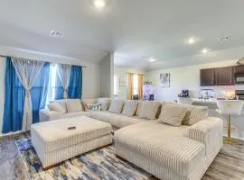 Families with Pets Welcome! Home 22 Mi to Dtwn OKC