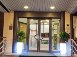 Hotel Touring, hotel poblíž Letiště Ancona Falconara - AOI, 