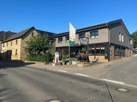 Ferienwohnungen B&uuml;ffel, hotel que acepta mascotas en Heimbach