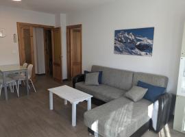 Apartamento Tilero, Parking incluido，位于哈卡的酒店
