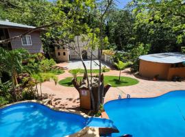 Lenca world Hotel, ξενοδοχείο κοντά στο Διεθνές Αεροδρόμιο Juan Manuel Gálvez  - RTB, Ροατάν