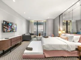 Luxury King Suite W City view at SLS Brickell