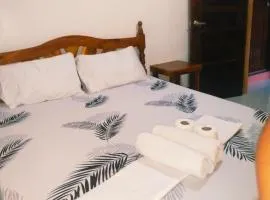 Ziah's Guest House