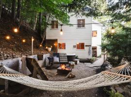 Le 55 Howard - Spa Shower Memphre Lake OwlsHead, ξενοδοχείο σε Mansonville