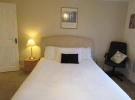 SleepNeat, hotel i Ascot