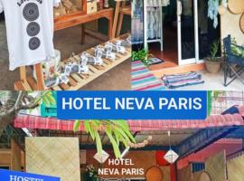 Hostel Neva Paris, hotel in Pakse