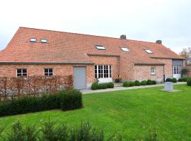 Modern Home in Geel with Sauna, sewaan penginapan tepi pantai di Nederheide