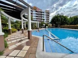 Family Suite Furnished Facing Pool