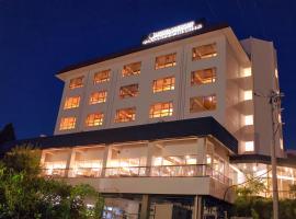 Hotel&Resort Yamanouchi Hills, glamping site in Yamanouchi