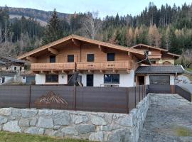 Alpen Chalet Bramberg, hotel a Bramberg am Wildkogel