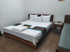 Huong Villa Hotel HN - by BAY LUXURY、ハノイにあるノイバイ国際空港 - HANの周辺ホテル