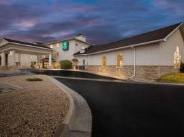 Quality Inn near Monument Health Rapid City Hospital, hotel em Rapid City