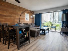 Spacious 2 Bedroom, 1 bath Waikiki Condo, acomoda&ccedil;&atilde;o em condom&iacute;nio em Honolulu