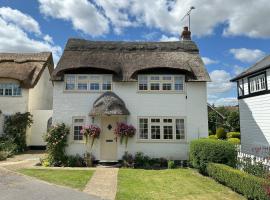 Periwinkle Cottage by Winterton Cottages, hotel i Winterton-on-Sea