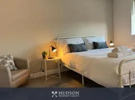 Spacious Townhouse with Garden