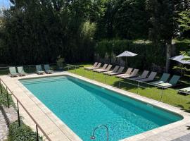 Hostellerie de l'Écu de Bretagne, hotel v destinaci Beaugency