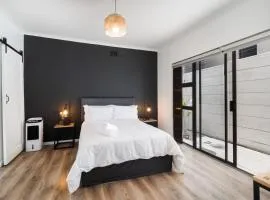 En-suite Room, Walking distance to Kite Beach