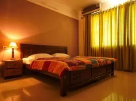 BEST - Classic 3bhk Apartment near Lulu Mall