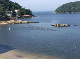 apartamento sao vicente vista mar pe na areia