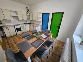 Hotel Squash House, hotel v Prievidze