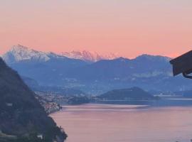 Vista Dolce Isola _ Lakeview Pool, Terrace & Garden apartment, vila v destinaci Argegno