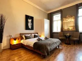 The Stag Ultracentral OldTown Apartment