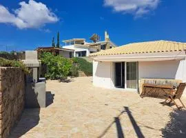 Assini Spitaki