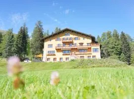 Hotel Chesa Spuondas