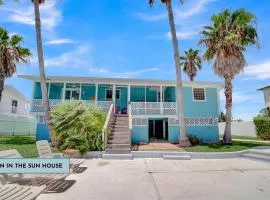 Fun In The Sun by Vacation Homes Collection