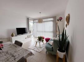 Lisboa, confort y estilo, hotel in La Plata