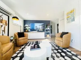 Spacious Poolside Boston Stay Sleeps 8 Pet Friendly