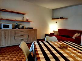 CIVICO 43 Interno 6, hotel in Chiesa in Valmalenco