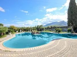 Stunning Home In Capaccio With Wifi