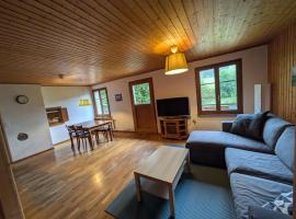 La Belle Etoile - Bauernhof in mitten der Natur, Hotel in Souboz