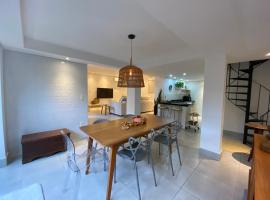 Casa de férias, hotel in Balneário Camboriú