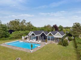 Lovely Home In Skibby With Sauna, hotel di Skibby