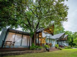 The Paddocks by ForestPark, farm stay in Dambulla