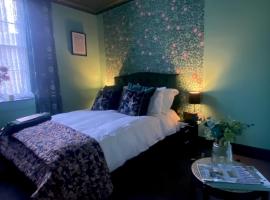 Number Two Russell House Tavistock Devon, hotel v destinaci Tavistock