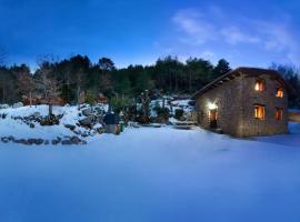 Casa rural alquiler íntegro Borda de Calvera para 9 personas, landsted i Vilaller